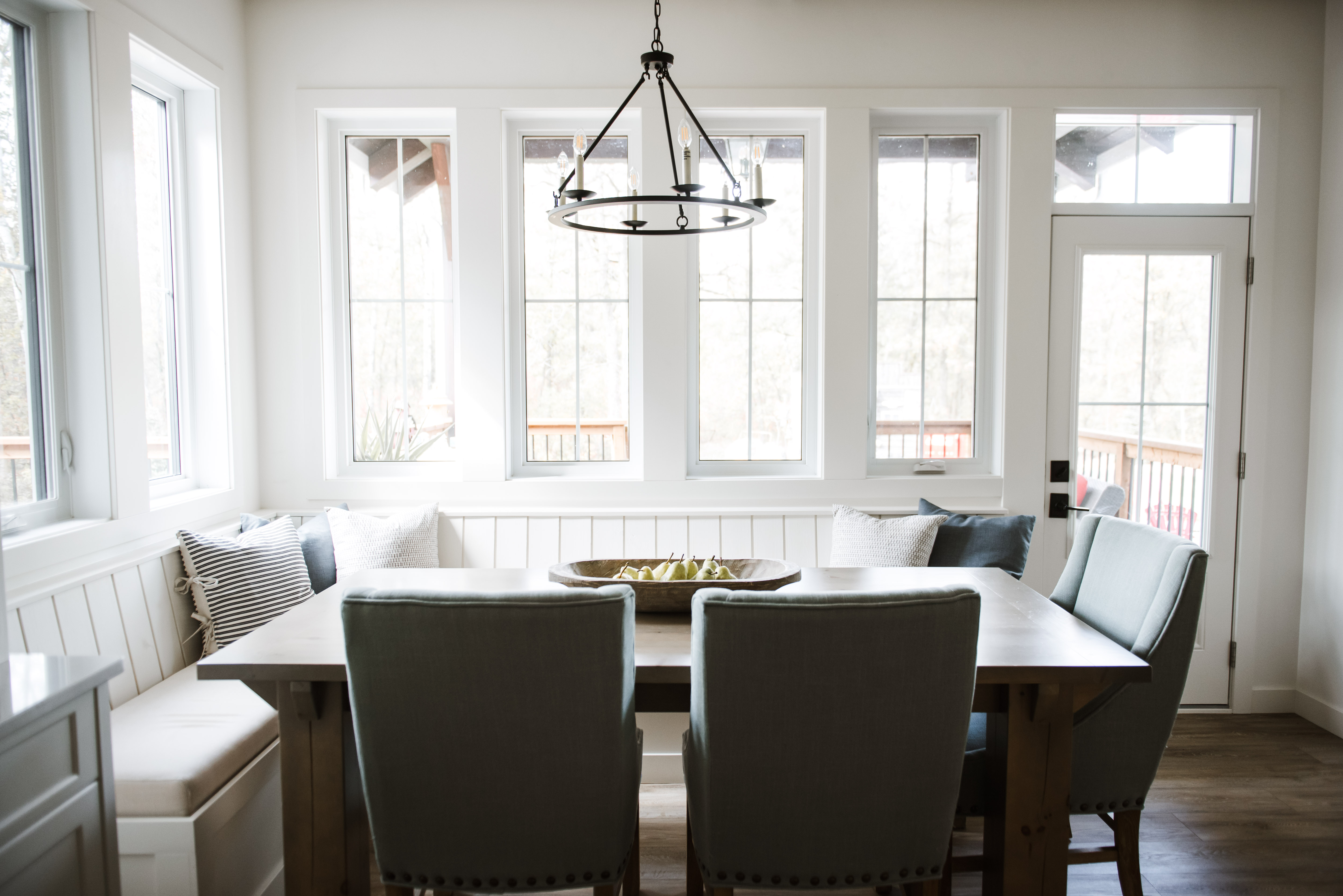 Modern Farmhouse – Linsey Dawn Interiors